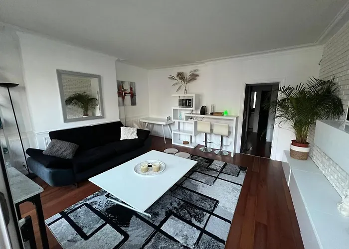 Montmartre Апартаменты Париж